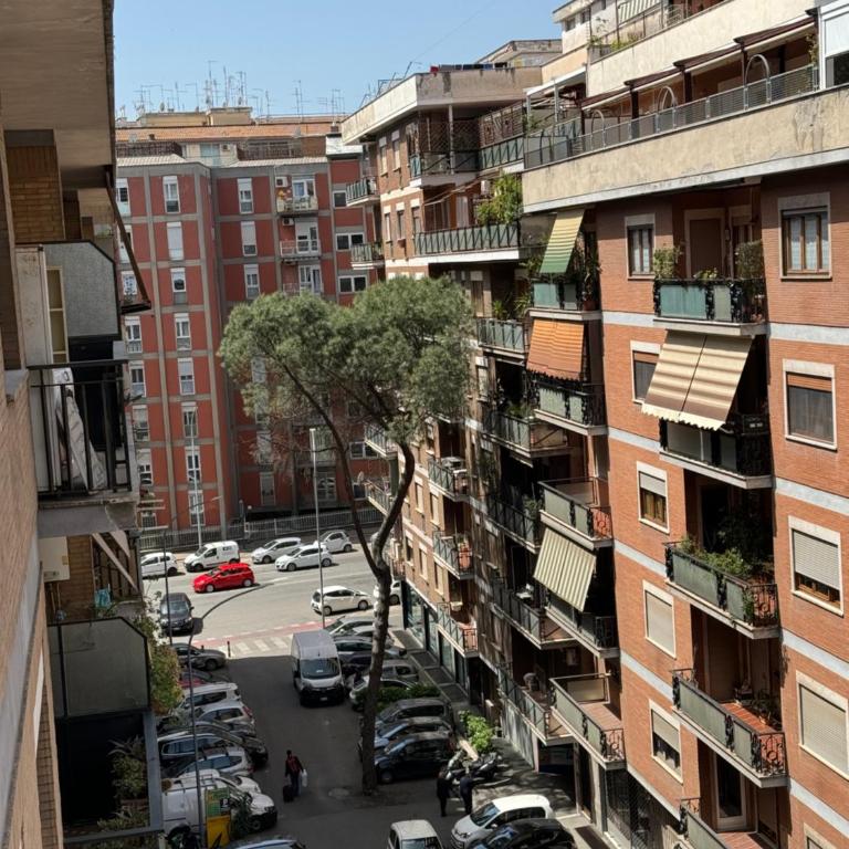Cerreto Suite Housing - Chambre Double avec Balcon - 13