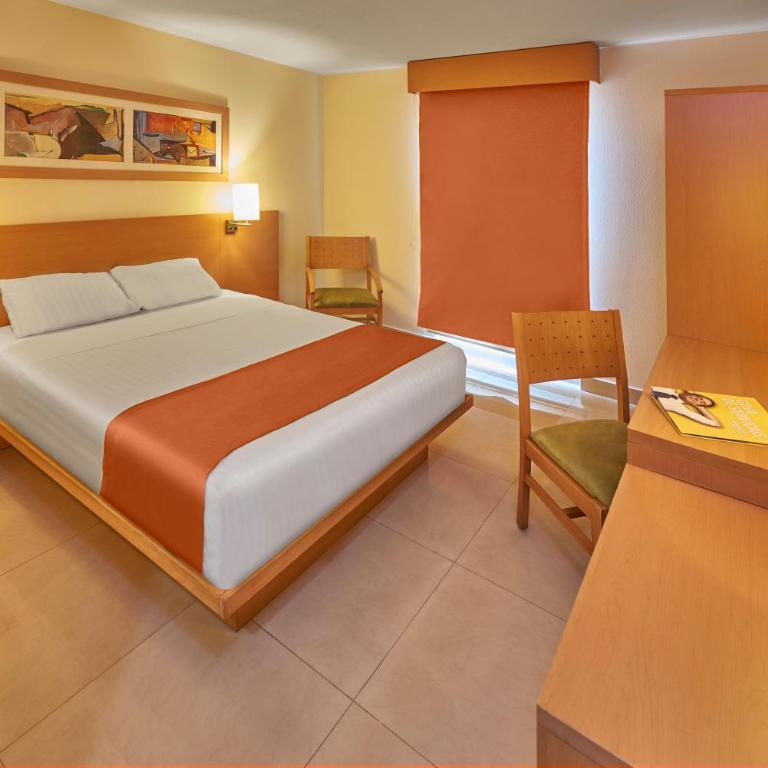 City Express by Marriott Mazatlan - Queen Room - 1