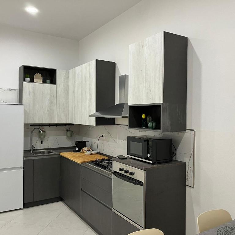 Cherry rooms - Appartamento Deluxe con 1 Camera da Letto e Vista Città - 14