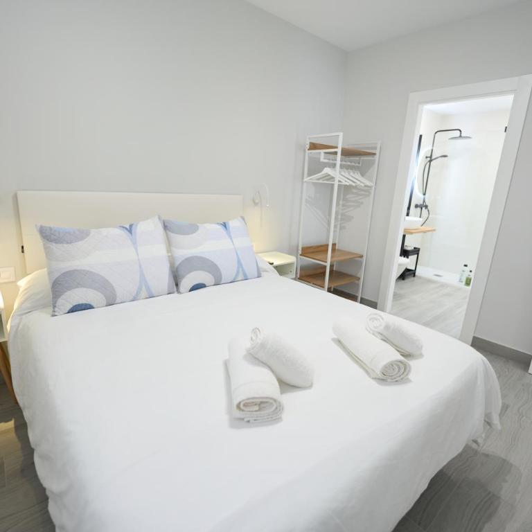 Paseo Marítimo - Apartamento a estrenar, a pie de playa, con 2 baños - Apartamento de 2 dormitorios - 5