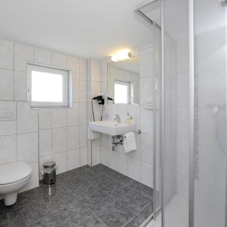 Aktiv-Ferienwohnungen Montafon - Apartment mit 1 Schlafzimmer und Balkon - 12