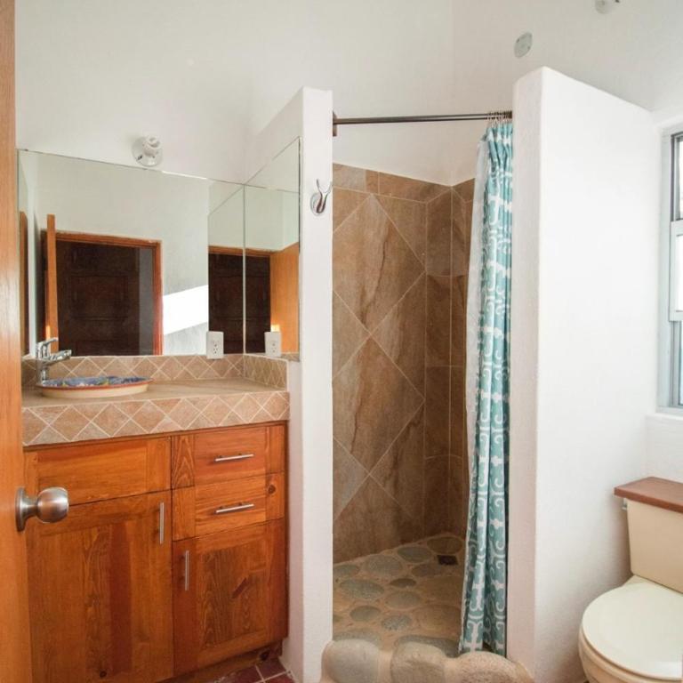 La Playita Hostal - Deluxe Double Room with Extra Bed - 14