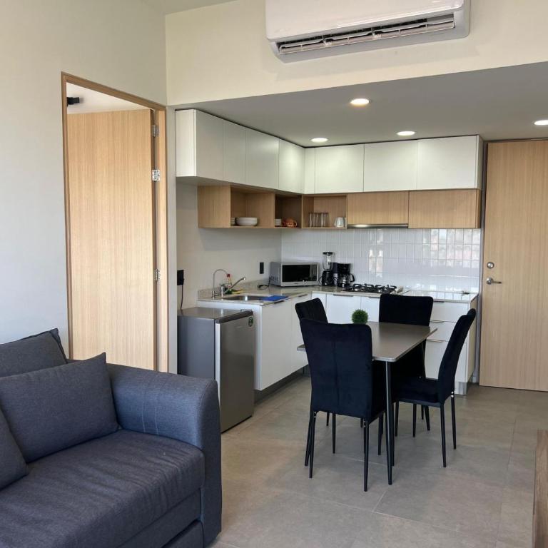 Nuevo Departamento con Terraza, Alberca y Gimnasio - Two-Bedroom Apartment - 9