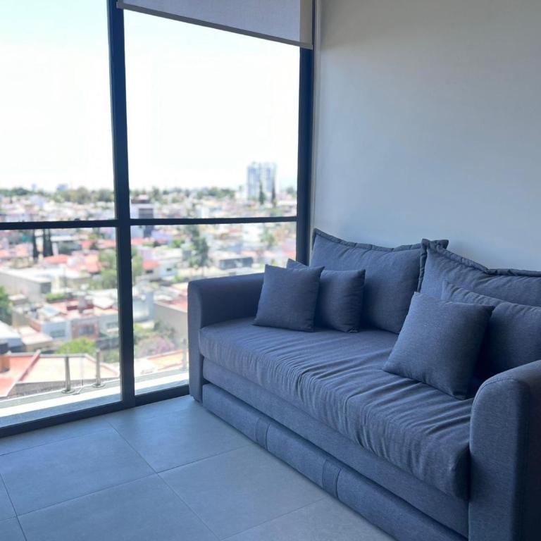 Nuevo Departamento con Terraza, Alberca y Gimnasio - Two-Bedroom Apartment - 12