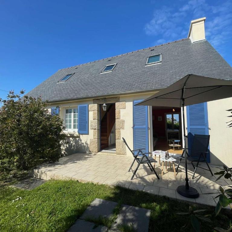 Maison calme avec jardin et Wifi, proche plages Côte de Granit Rose - FR-1-542-64 - Ferienhaus - 1