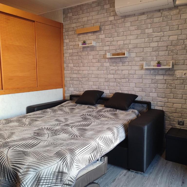 Estudio atico con piscina "Solsalou" Edificio Inter 2 - One-Bedroom Apartment - 9