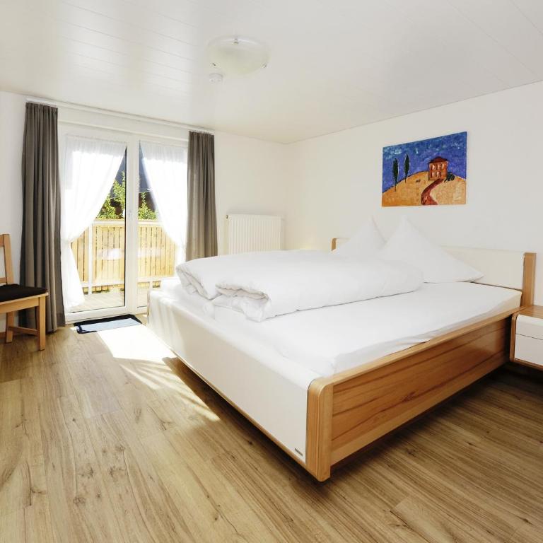 Aktiv-Ferienwohnungen Montafon - Apartment mit 2 Schlafzimmern, Balkon und 2 Bädern - 9