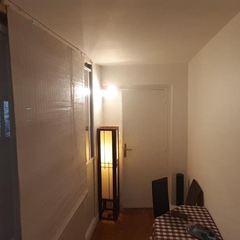 Chambre pour 4 chez Rihani près de la Tour Eiffel - Chambre Double - 32