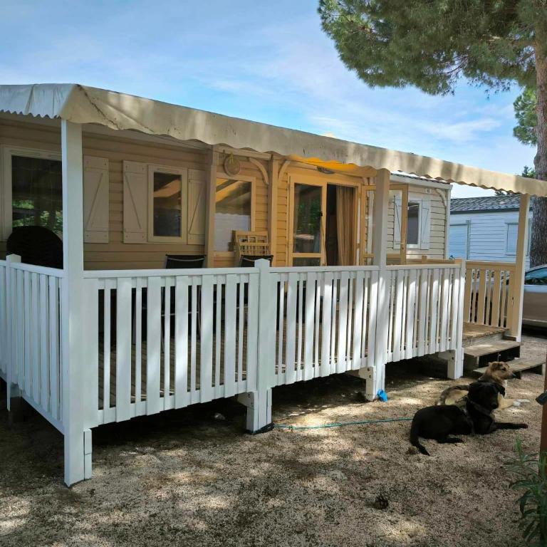Mobil-home au Camping familial 4 étoiles Les Sables d'Or - Mobile Home - 9