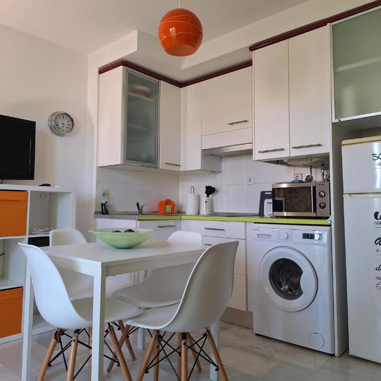 SOL Y PLAYA ROQUETAS-Ático con piscina, solarium y garaje - Apartment - 4