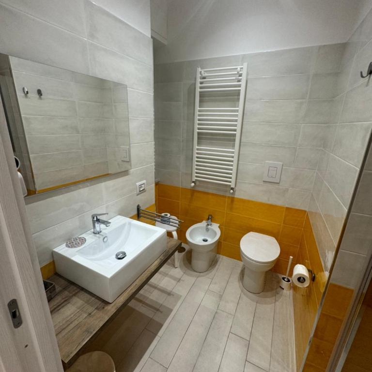 La spiaggia b&b - Camera Matrimoniale con Bagno Privato - 3