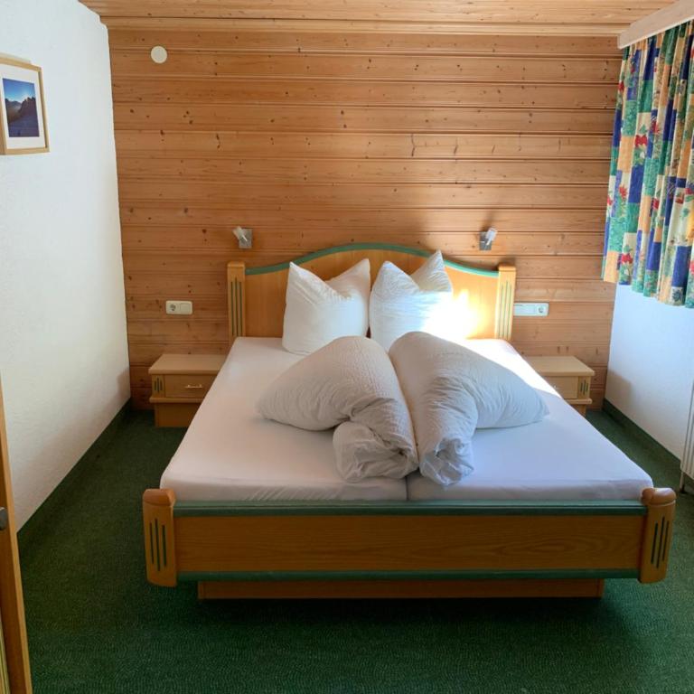 Apart Bella Vista - Wohnung und Garni - Apartment mit 2 Schlafzimmern und Bergblick - 9