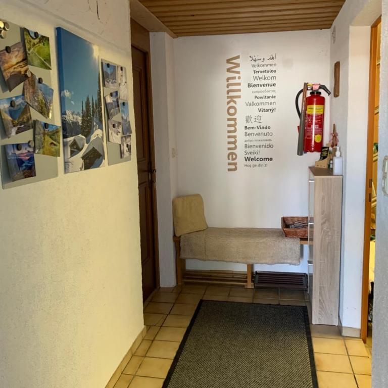 Apart Bella Vista - Wohnung und Garni - Apartment mit 2 Schlafzimmern und Bergblick - 10