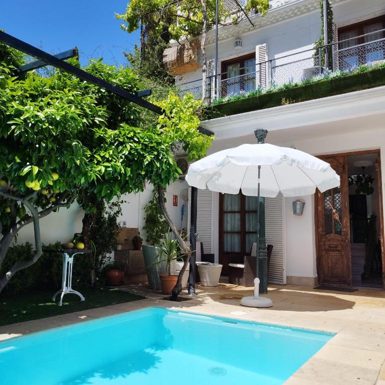Suite Comares - Double Room with Swimming Pool Access - 1