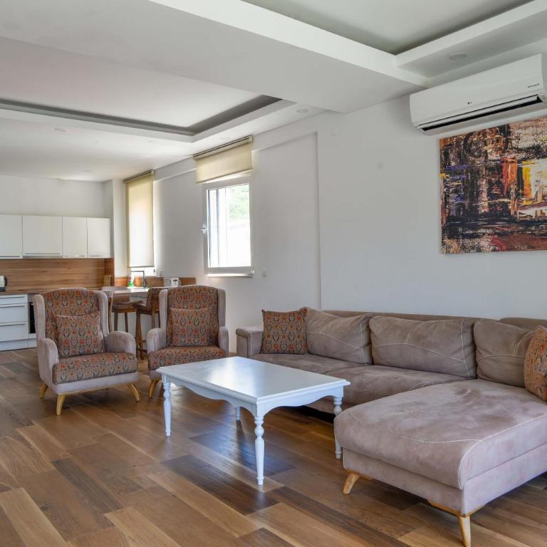 New Chill and Go Apartments - Deluxe Apartment - 23