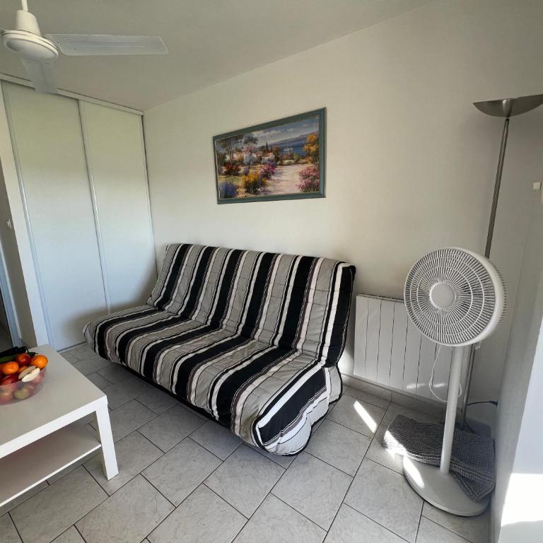 Joli studio très clair à proximité mer pour 3 personnes - Studio - 8