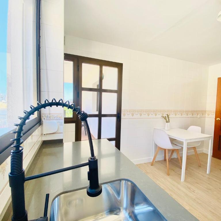 ÁTICO Centro y Playa - Apartamento de 3 dormitorios - Planta Alta - 46