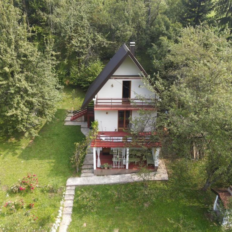 MontenegrinaBiH, Petrovici, Istocno Sarajevo - Kuća sa Dve Spavaće Sobe - 48