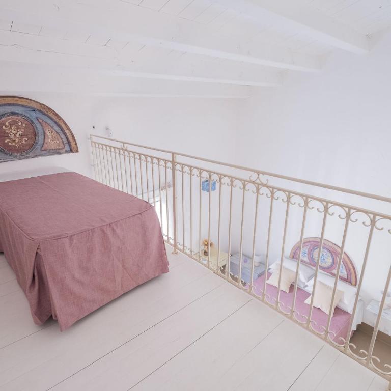 Tannur B&B - Family Room with Balcony and Partial Sea View - 6