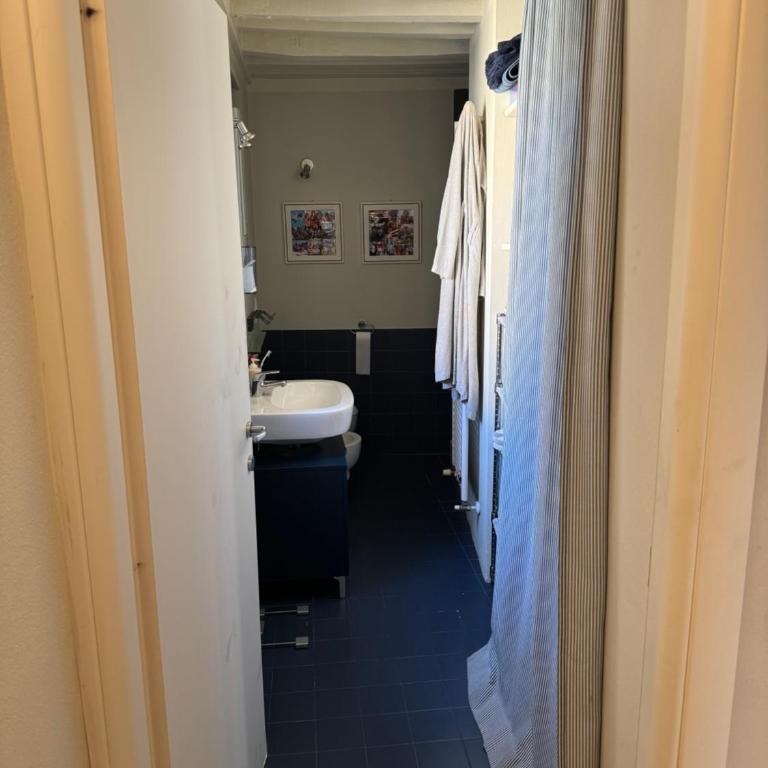 Beautiful Center Apartments - posti auto privati prenotabili - Appartamento Deluxe con 2 Camere da Letto - 7