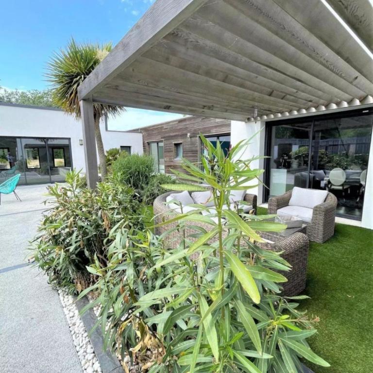 Summer House - Villa avec Piscine Privée - 42