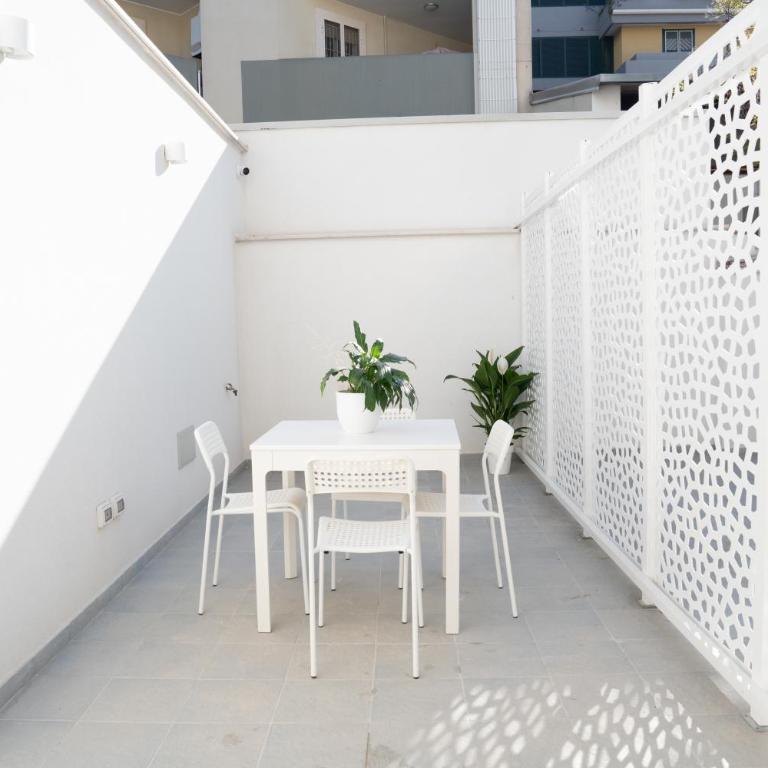 PALAZZO ENNIO - Large Double Room - 14