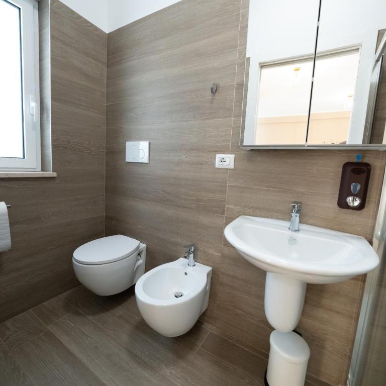 PALAZZO ENNIO - Suite with Terrace - 14