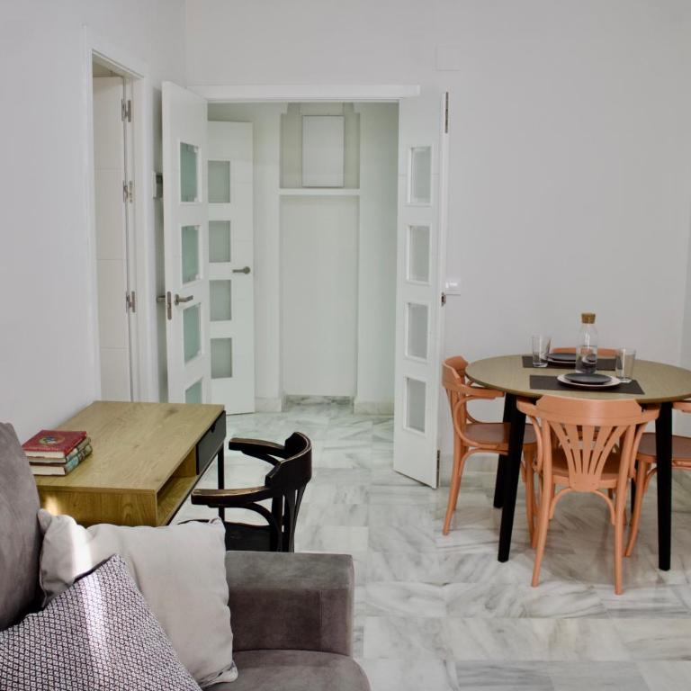 Las Antillas by RentCadiz - Apartamento de 2 dormitorios - 53