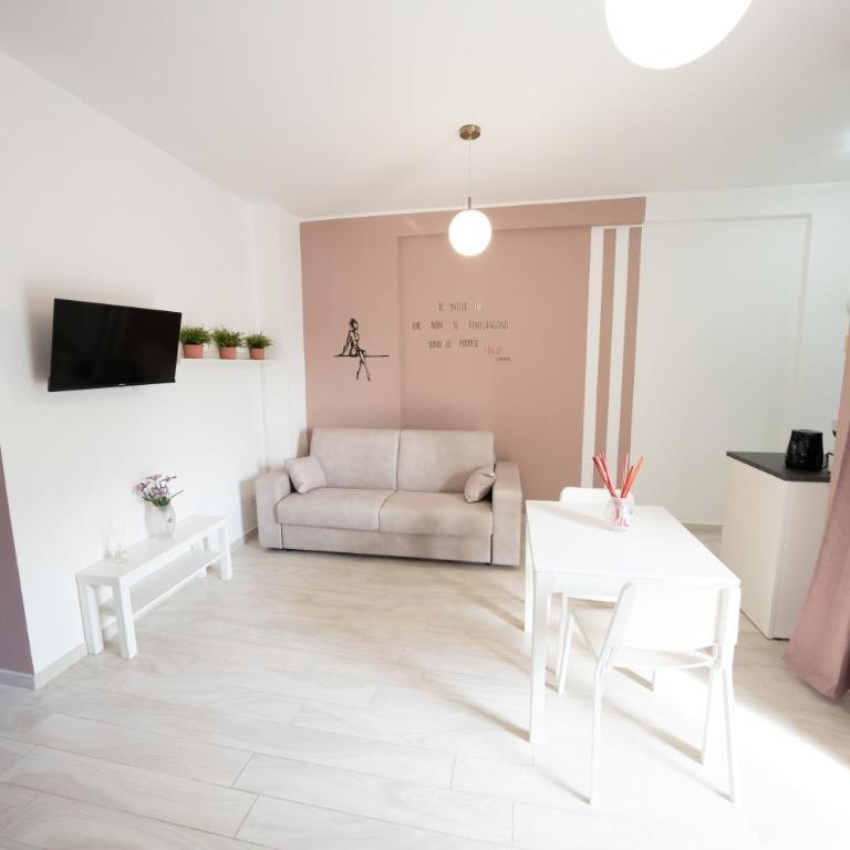 PALAZZO ENNIO - Suite with Balcony - 17