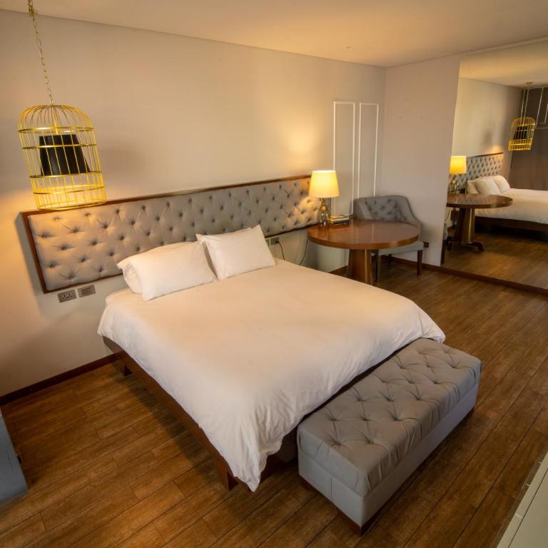 Cosmopolitano Hotel Boutique - Habitación Doble Deluxe con bañera - 3