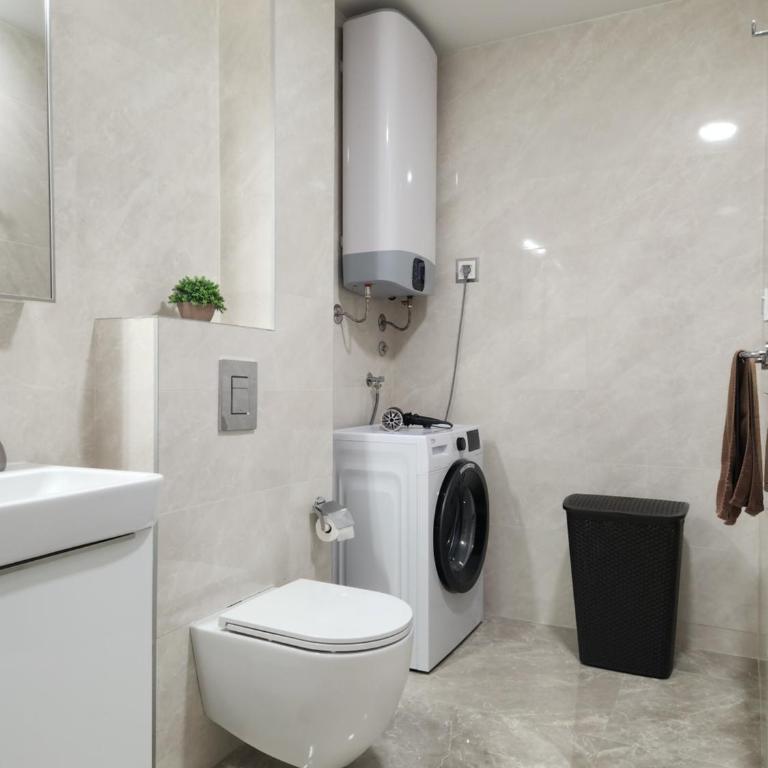 Green Apartments Podgorica With Garage - One-Bedroom Apartment - 10