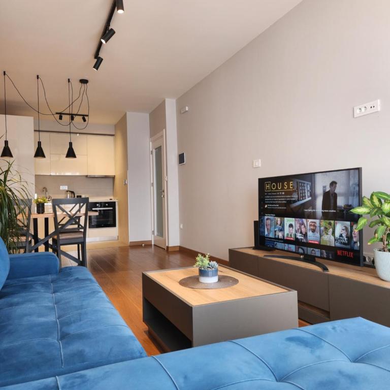 Green Apartments Podgorica With Garage - One-Bedroom Apartment - 2