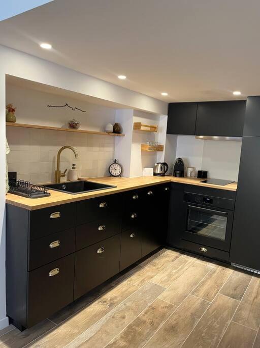 Duplex chaleureux et élégant à deux pas de la mer - Appartement 1 Chambre - 14