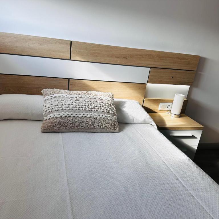 Salles Beach Duplex 45 - Three-Bedroom Apartment - 17