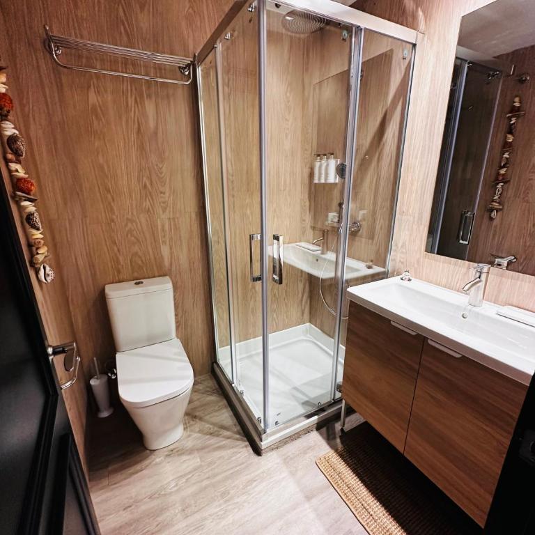 Salles Beach Duplex 45 - Three-Bedroom Apartment - 14