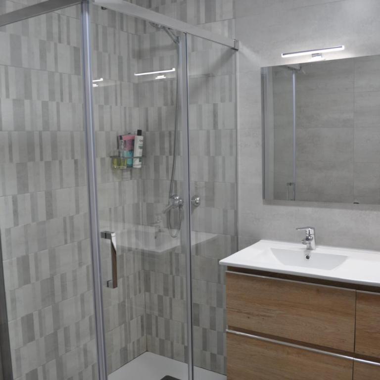 URBAN holidays - Two-Bedroom Apartment - 24