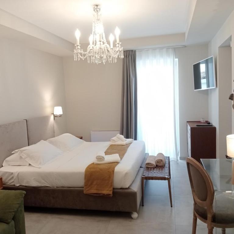 Itria Modica - Camera King con Vasca Idromassaggio - 1