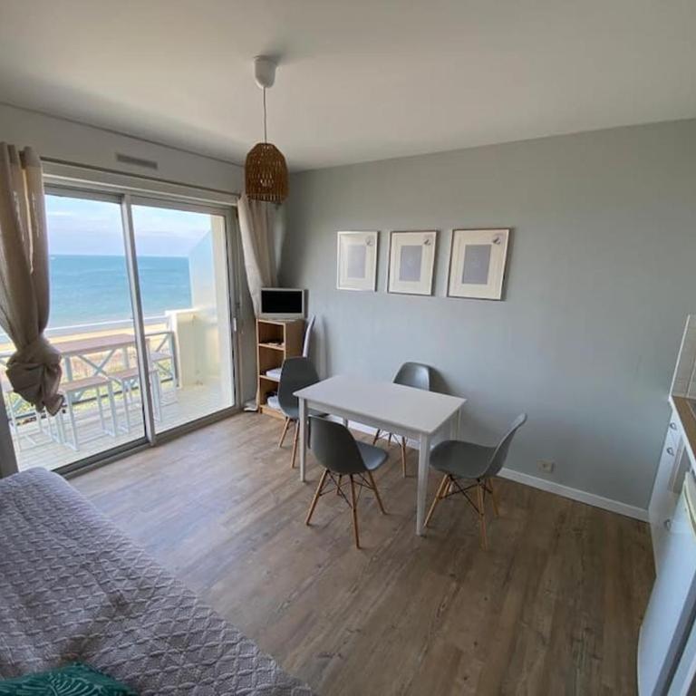 Sur la plage de Bonne Source les pieds dans l'eau - Apartment mit 1 Schlafzimmer - 28