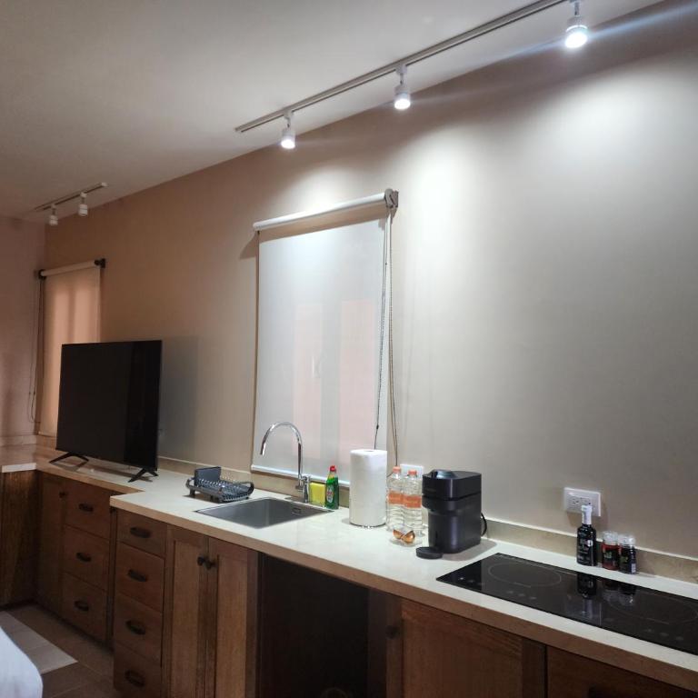San Cayetano 2 with AC just a block away from the main square - One-Bedroom House - 20