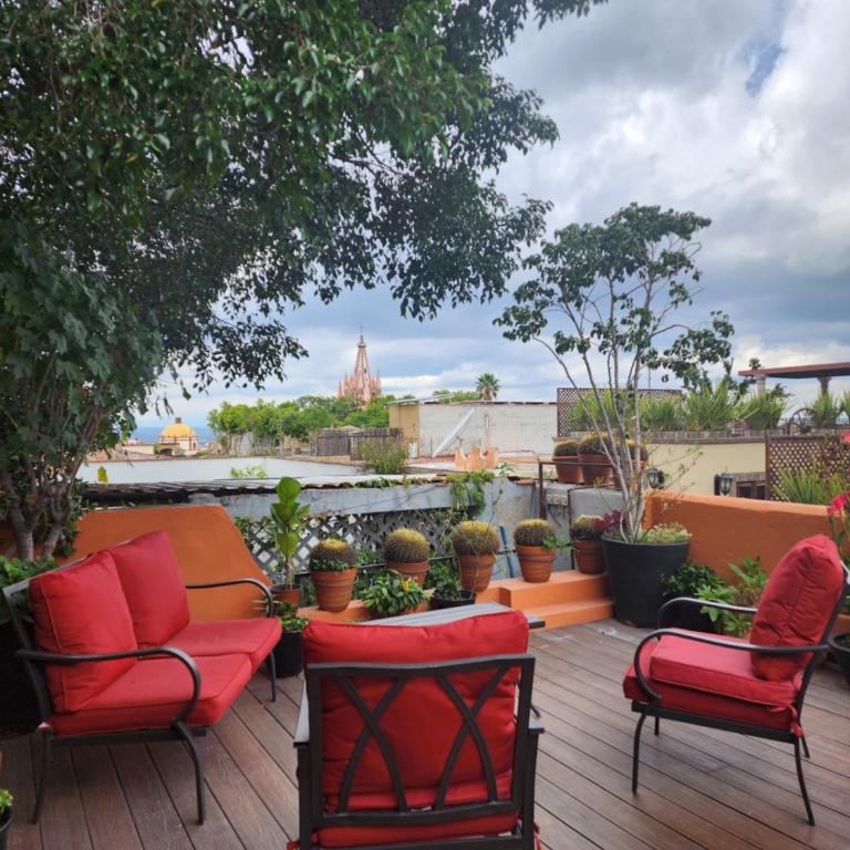 San Cayetano 2 with AC just a block away from the main square - One-Bedroom House - 21