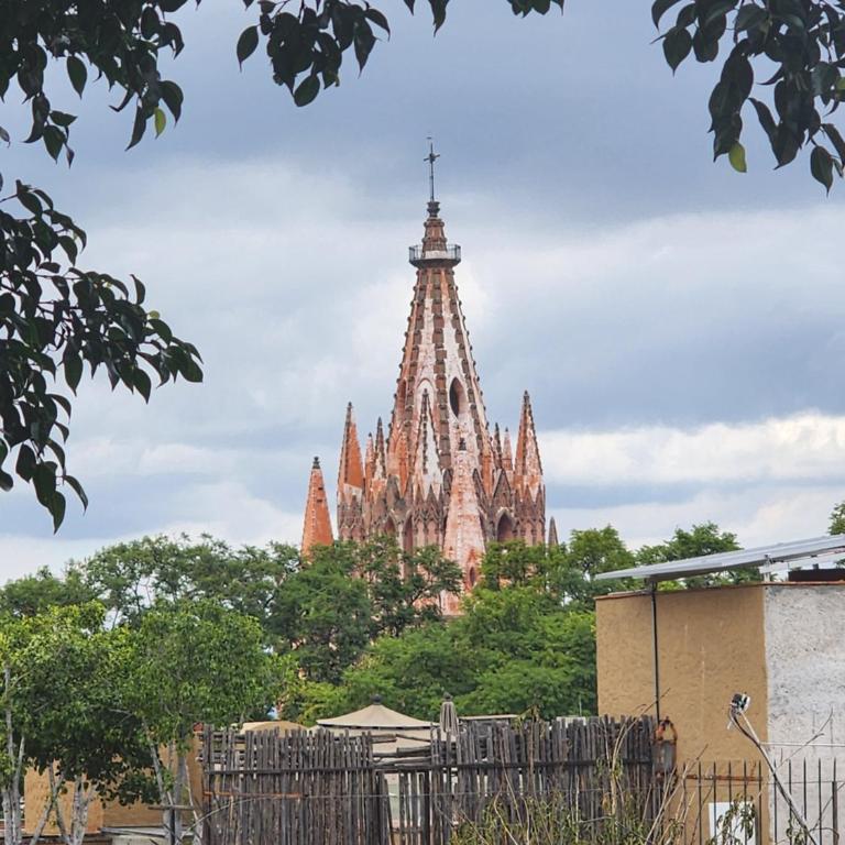 San Cayetano 2 with AC just a block away from the main square - One-Bedroom House - 23