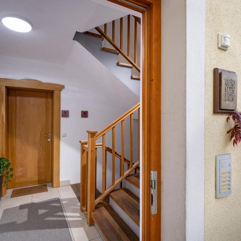 Bergviewhaus Apartments - Familienapartment (2 Erwachsene + 2 Kinder) Polven - 7