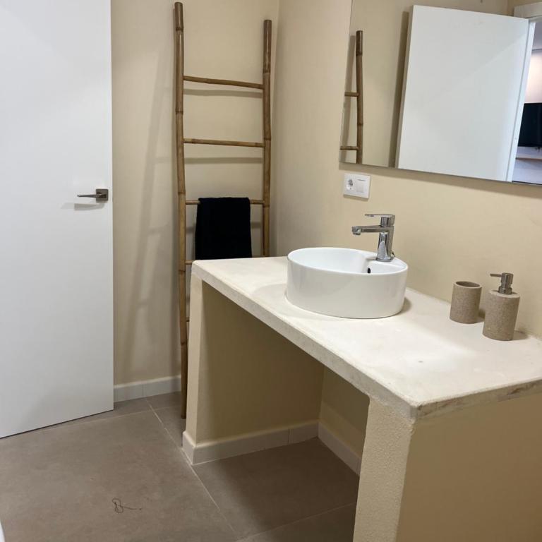 La Fontaniega - Three-Bedroom Townhouse - 12