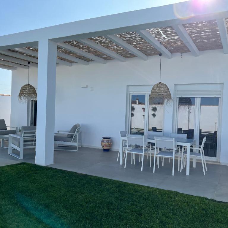La Fontaniega - Three-Bedroom Townhouse - 14