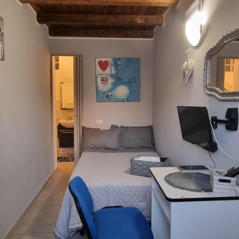 A Casa Di Lilly - Camera Matrimoniale con Letto a una Piazza e Mezza - 6
