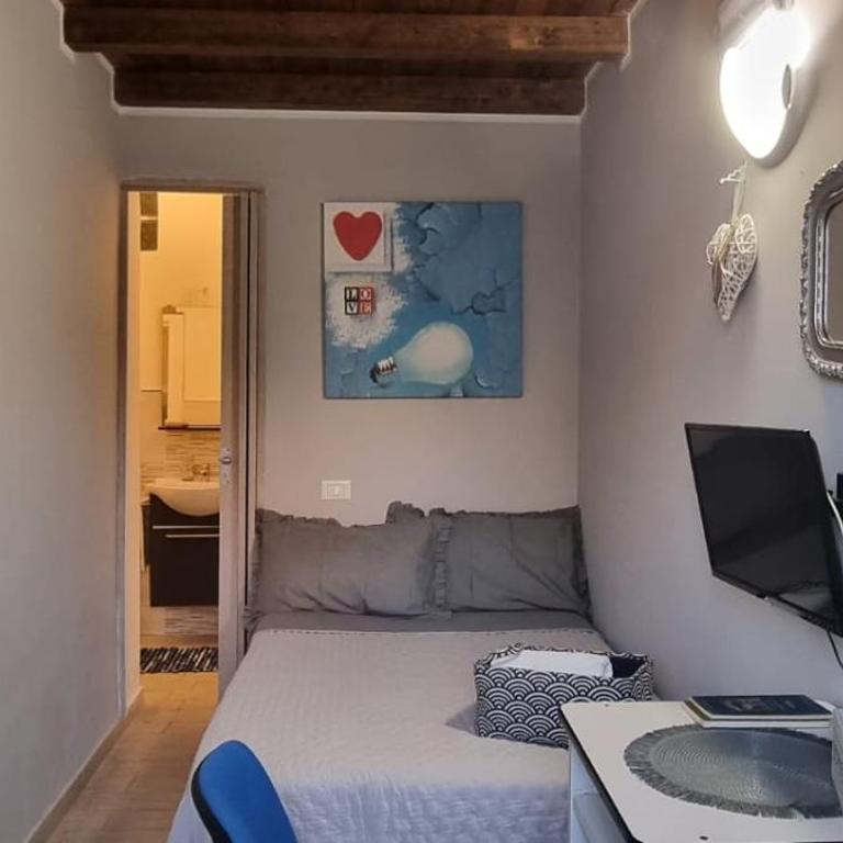 A Casa Di Lilly - Camera Matrimoniale con Letto a una Piazza e Mezza - 5