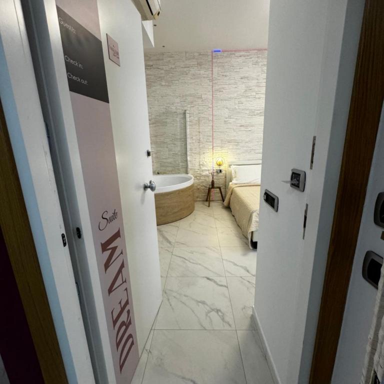 Cagliari Love Suite - Deluxe Suite - 11