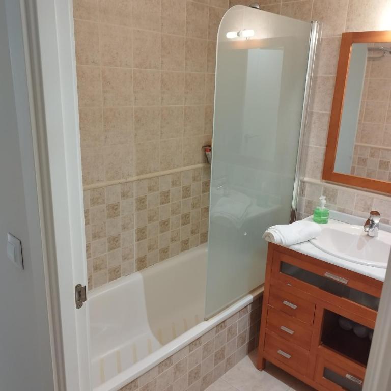 Apartamento familiar con piscina y pádel - Apartamento de 2 dormitorios - 8