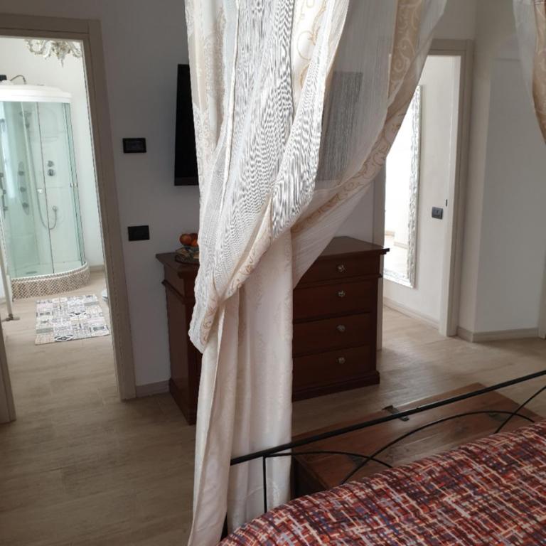 Casa Giacomina - Camera Matrimoniale con Letto Supplementare - 3
