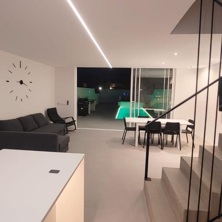 Sun Sea villa-heated pool - Villa con piscina privada - 10